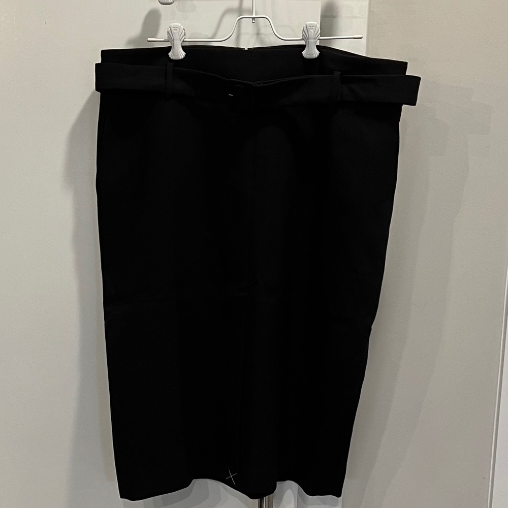 Ann Taylor Black Belted Pencil Skirt - Picture 2 of 4